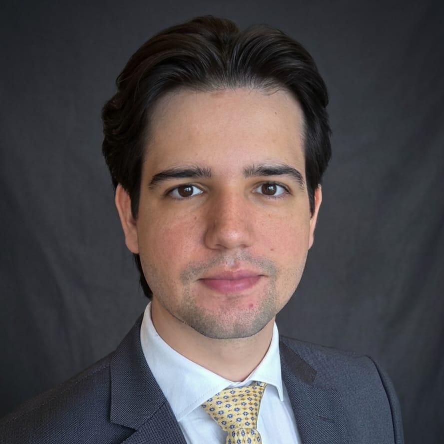 Dr. Guilherme Maciel Freitas, advogado, OAB/PE 60.082